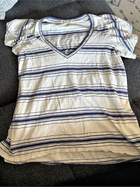 t.la Striped V-Neck Top in White & Blue